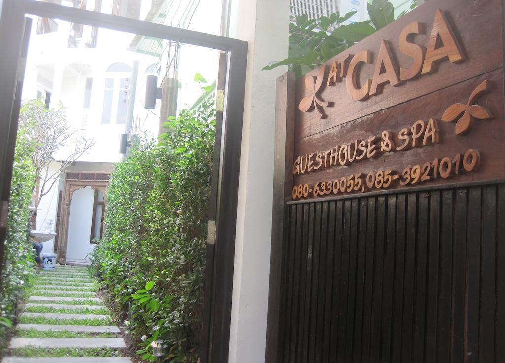 At Casa Guesthouse Amphawa Exterior photo