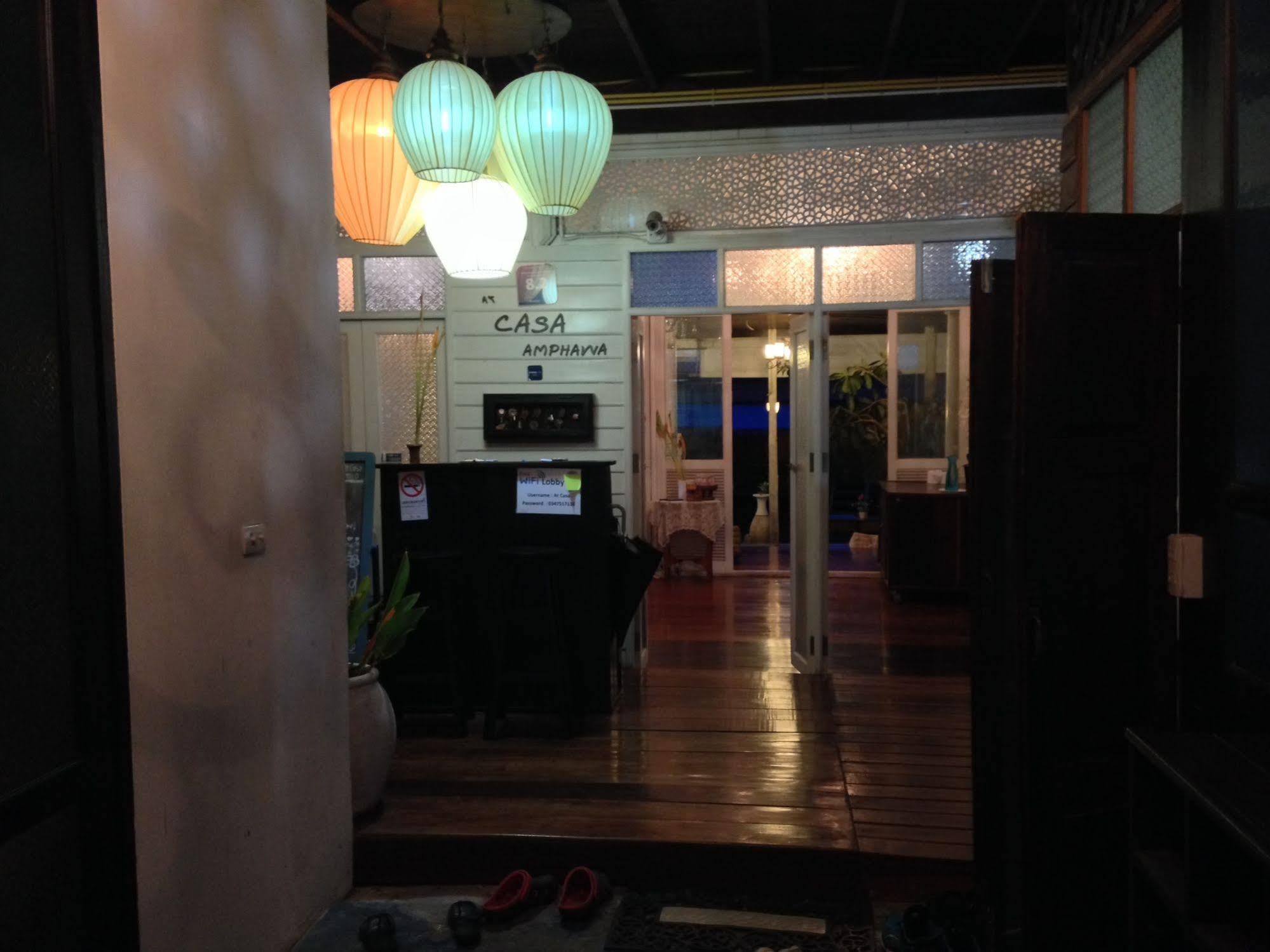 At Casa Guesthouse Amphawa Exterior photo